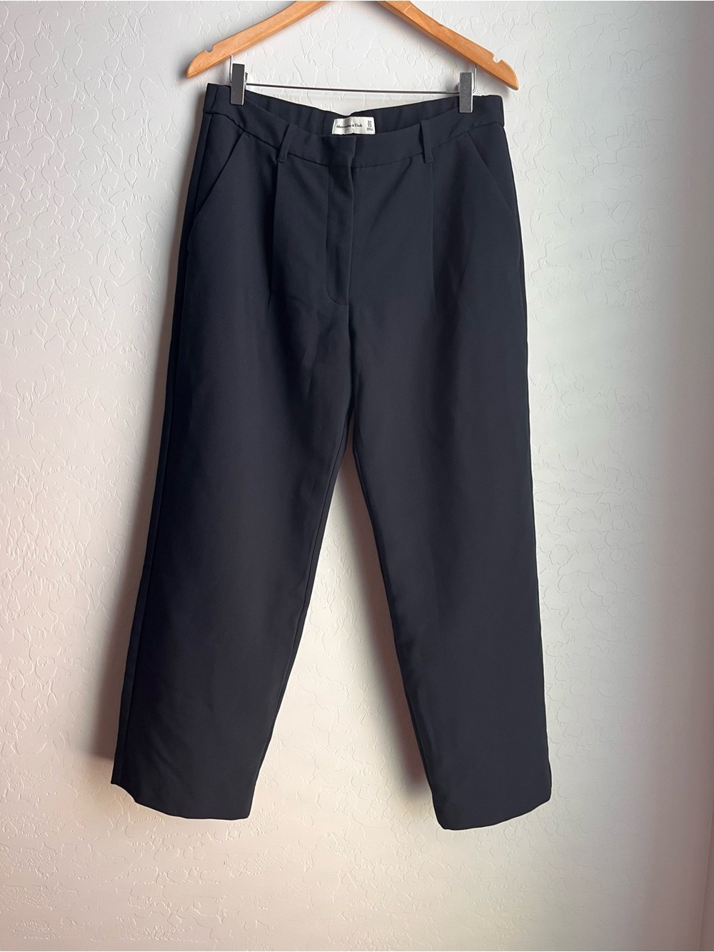 Abercrombie & Fitch Black Trouser Work pants size 12S